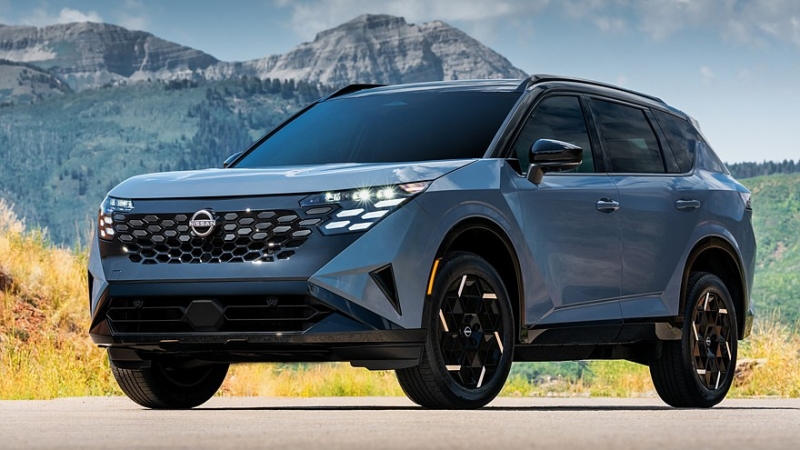 Nissan полностью рассекретил новый гибридный кроссовер Rogue, цены известны